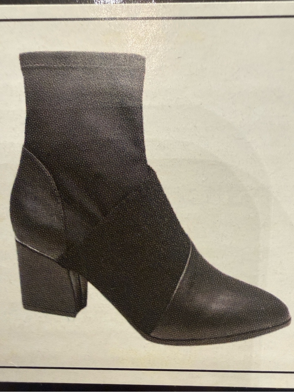 Jone New York Womenโs Black Wedge Ankle Boots